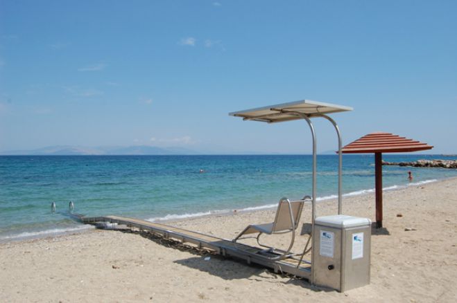 Συσκευές πρόσβασης Α.με.Α στη θάλασσα θα προμηθευτεί ο δήμος Χανίων
