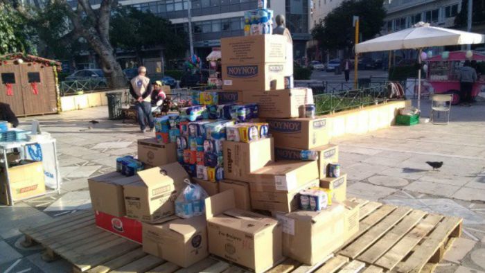 Έ&nu;&alpha; &delta;έ&nu;&tau;&rho;&omicron; &gamma;&epsilon;&mu;ά&tau;&omicron; &alpha;&gamma;ά&pi;&eta; !