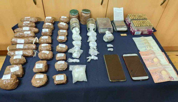 Πουλούσαν κοκαΐνη μέσα στο μαγαζί τους