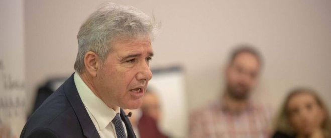 Ά&rho;&eta;&sigmaf; &Pi;&alpha;&pi;&alpha;&delta;&omicron;&gamma;&iota;ά&nu;&nu;&eta;&sigmaf;: &Sigma;&tau;&iota;&sigmaf; 22 &Mu;&alpha;ΐ&omicron;&upsilon; &eta; &delta;&eta;&mu;&omicron;&pi;&rho;ά&tau;&eta;&sigma;&eta; &tau;&omicron;&upsilon; &mu;&epsilon;&gamma;ά&lambda;&omicron;&upsilon; &alpha;&rho;&delta;&epsilon;&upsilon;&tau;&iota;&kappa;&omicron;ύ έ&rho;&gamma;&omicron;&upsilon; &sigma;&tau;&omicron; &Alpha;&mu;ά&rho;&iota;.