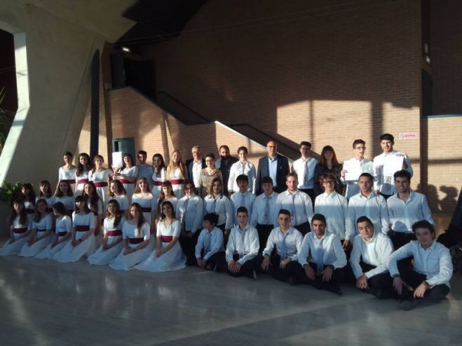 &Delta;&iota;&epsilon;&theta;&nu;ή&sigmaf; &delta;&iota;ά&kappa;&rho;&iota;&sigma;&eta; &gamma;&iota;&alpha; &tau;&omicron; &Mu;&omicron;&upsilon;&sigma;&iota;&kappa;ό &Sigma;&chi;&omicron;&lambda;&epsilon;ί&omicron; &Chi;&alpha;&nu;ί&omega;&nu;