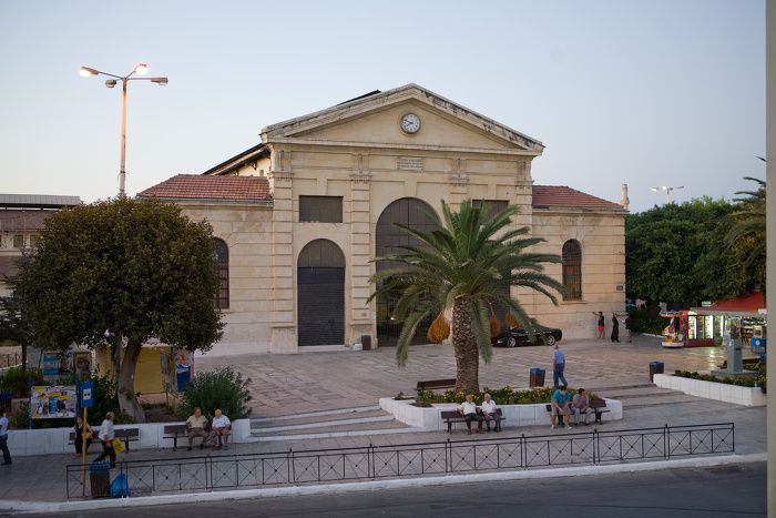 Ιερέας στα Χανιά πιάστηκε από πολίτες την ώρα που προσπαθούσε να χαϊδέψει ανήλικη