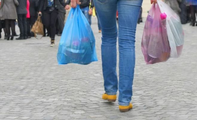 &Alpha;&upsilon;&xi;ά&nu;&epsilon;&tau;&alpha;&iota; &kappa;&iota; ά&lambda;&lambda;&omicron; &eta; &tau;&iota;&mu;ή &tau;&eta;&sigmaf; &pi;&lambda;&alpha;&sigma;&tau;&iota;&kappa;ή&sigmaf; &sigma;&alpha;&kappa;&omicron;ύ&lambda;&alpha;&sigmaf; &tau;&omicron; 2019