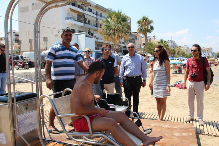 Καινοτόμο σύστημα για ΑμεΑ στην παραλία της Ν. Χώρας