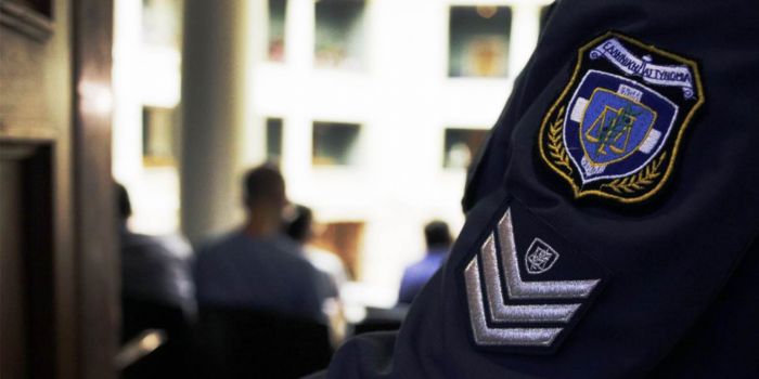 &Epsilon;&pi;&iota;&sigma;&tau;&omicron;&lambda;ή &tau;&eta;&sigmaf; Έ&nu;&omega;&sigma;&eta;&sigmaf; &Alpha;&sigma;&tau;&upsilon;&nu;&omicron;&mu;&iota;&kappa;ώ&nu; &nu;. &Chi;&alpha;&nu;ί&omega;&nu; &sigma;&tau;&eta;&nu; Ό&lambda;&gamma;&alpha; &Gamma;&epsilon;&rho;&omicron;&beta;&alpha;&sigma;ί&lambda;&eta;